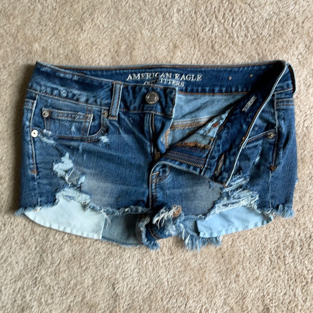 American Eagle blue Jean shorts size 4
